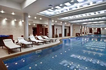 Hotel Casa Grande 반스코